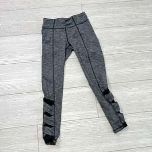 Athleta Girl Capri Leggings Size M 8/10 Gray Mesh Cut Out Cross Crop